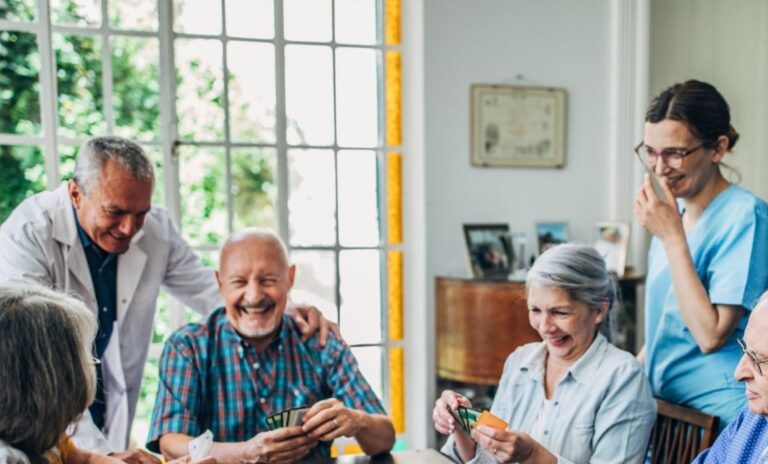 Choosing a Senior Living Community | Expert Tips for Families